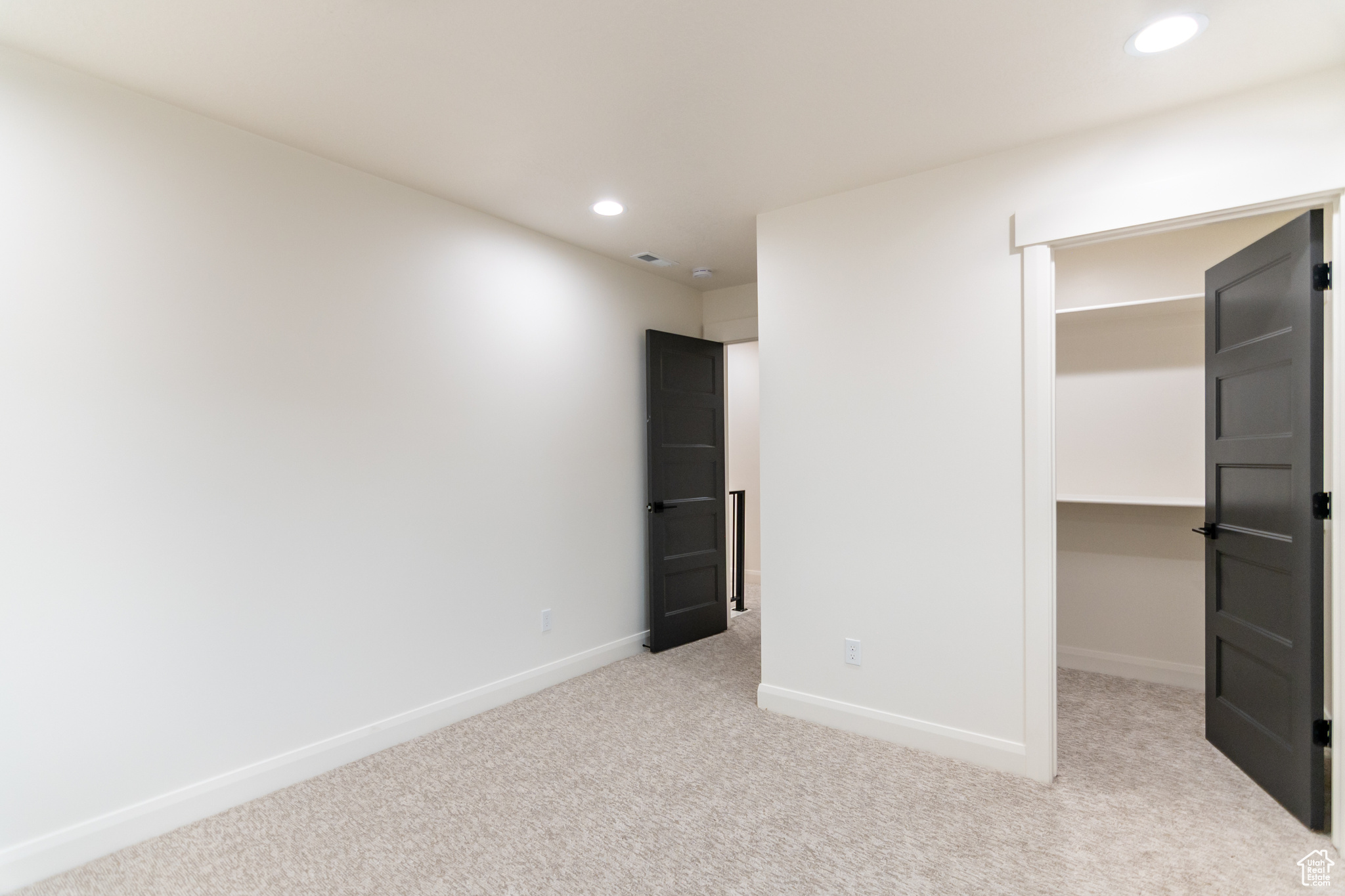 HUNTINGTON FARMS - Residential