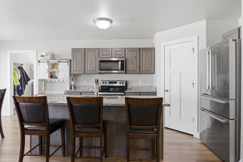 Tiny photo for 1127 W HONEYCOMB DR, Grantsville, UT 84029 (MLS # 2161452)
