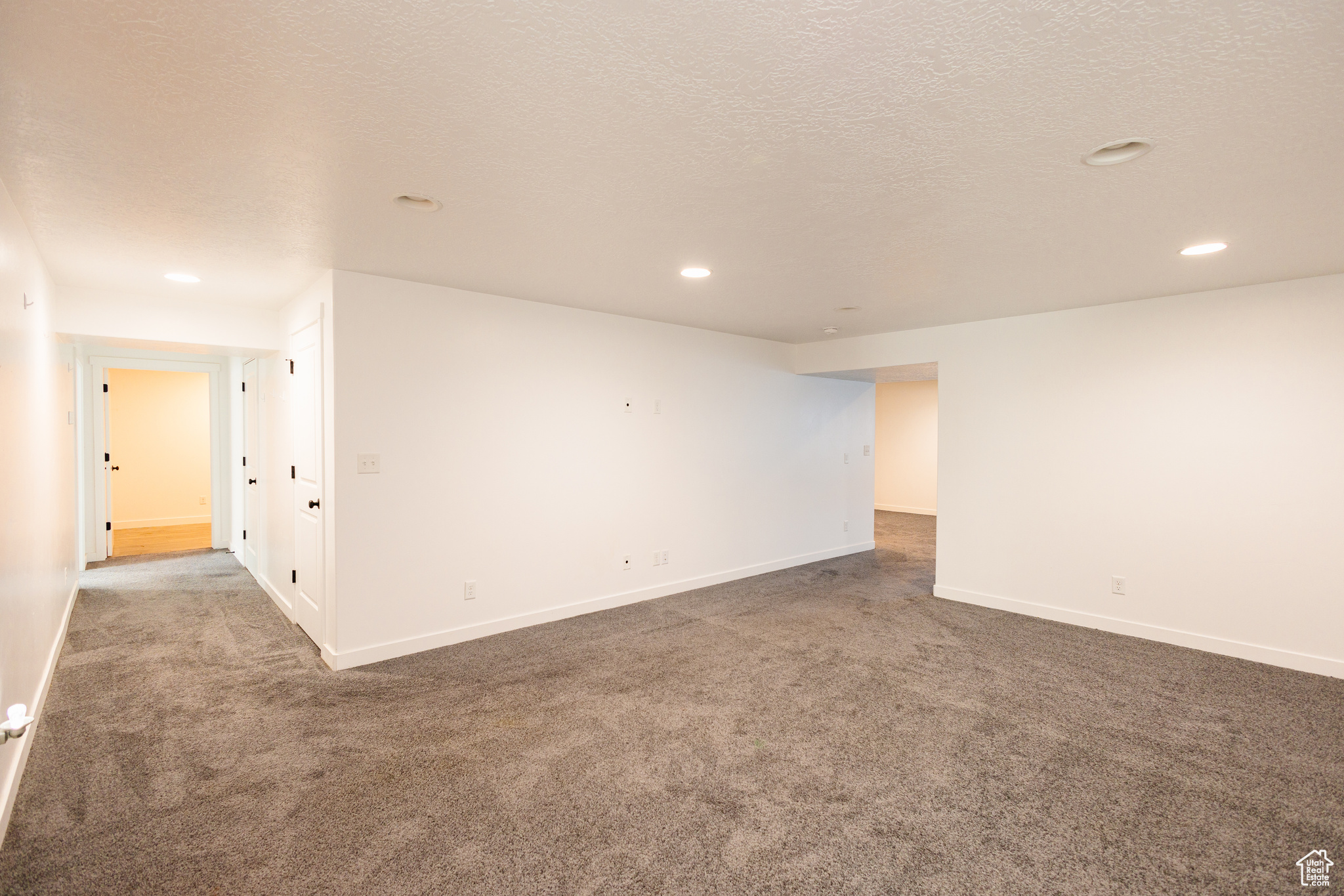 FOOTHILL VILLAGE - Residential
