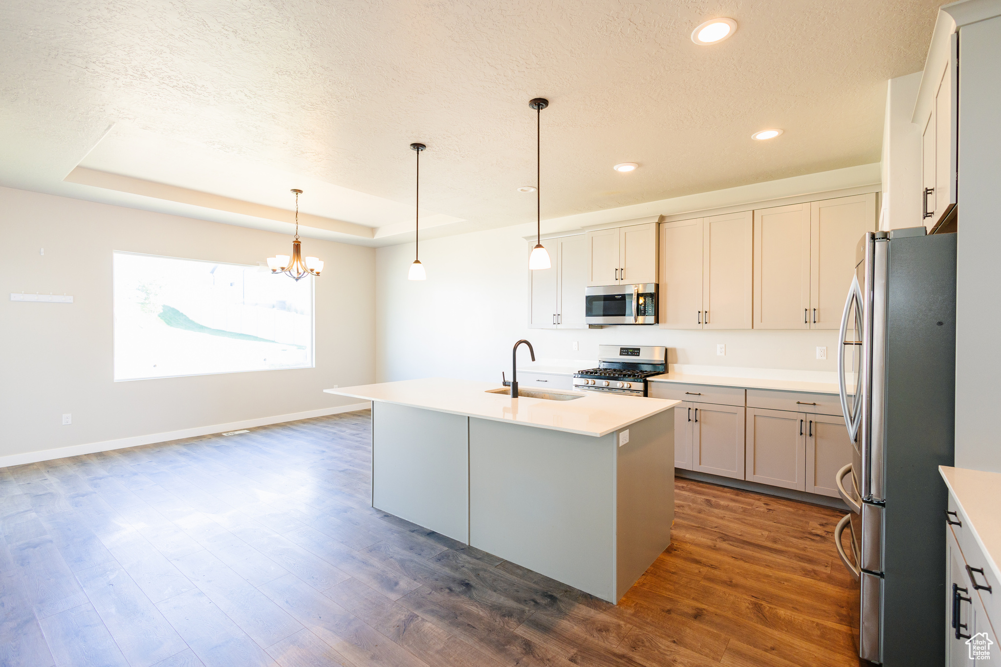 FOOTHILL VILLAGE - Residential