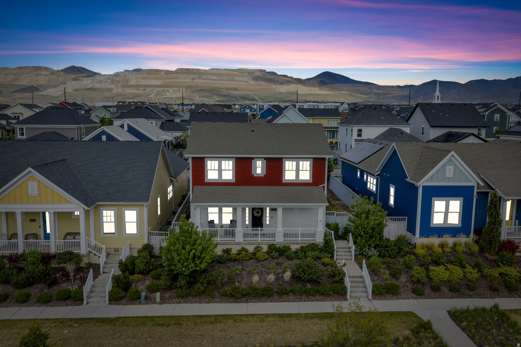 DAYBREAK - Residential