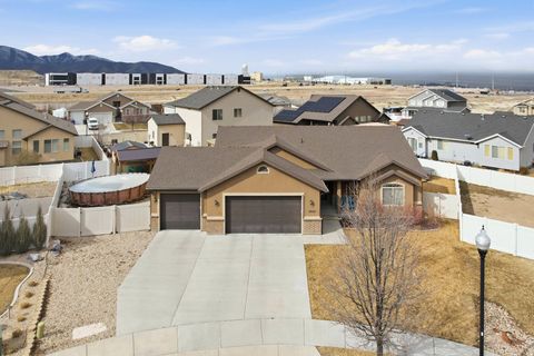 Tiny photo for 5652 S CHAMA WAY, West Valley City, UT 84118 (MLS # 2139632)