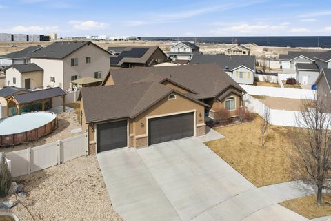 Tiny photo for 5652 S CHAMA WAY, West Valley City, UT 84118 (MLS # 2139632)