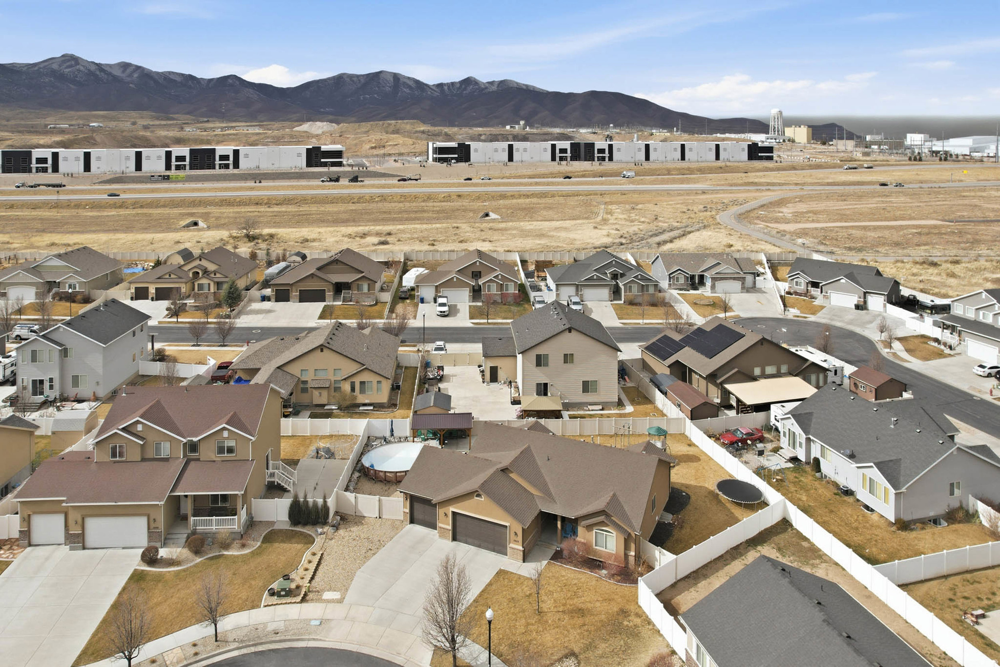 SOUTHRIDGE - Residential