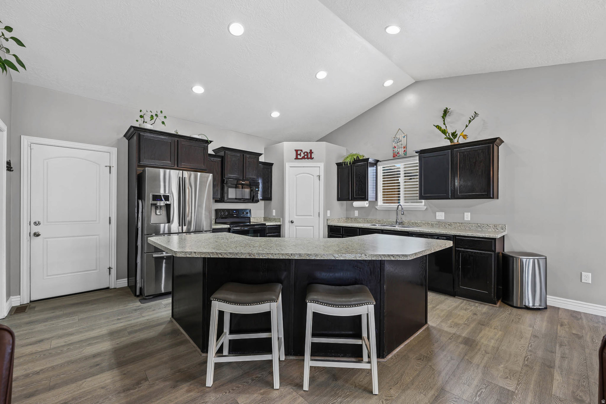 SOUTHRIDGE - Residential