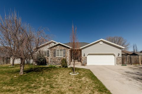 Photo of 873 W 2730 S, Nibley, UT 84321 (MLS # 2144656)