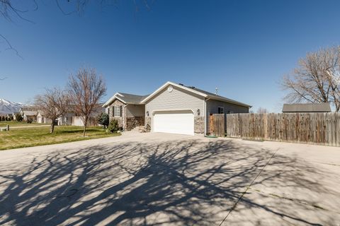 Tiny photo for 873 W 2730 S, Nibley, UT 84321 (MLS # 2144656)