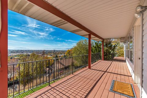 Tiny photo for 1635 MOUNTAIN OAKS DR, Orem, UT 84097 (MLS # 2121025)