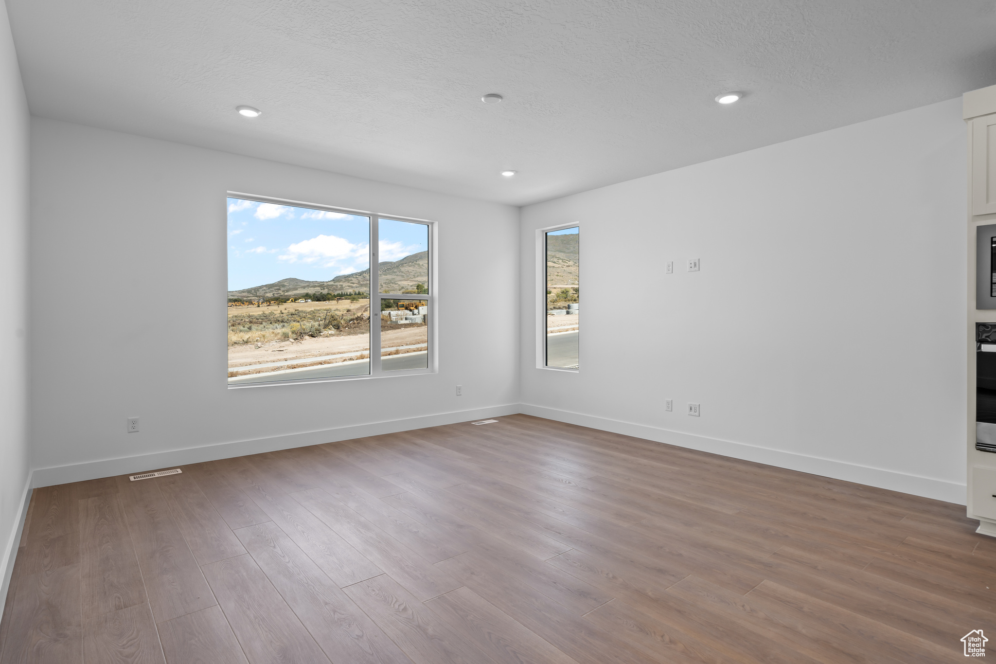 DEEP CREEK AT JORDANELLE RIDGE - Residential