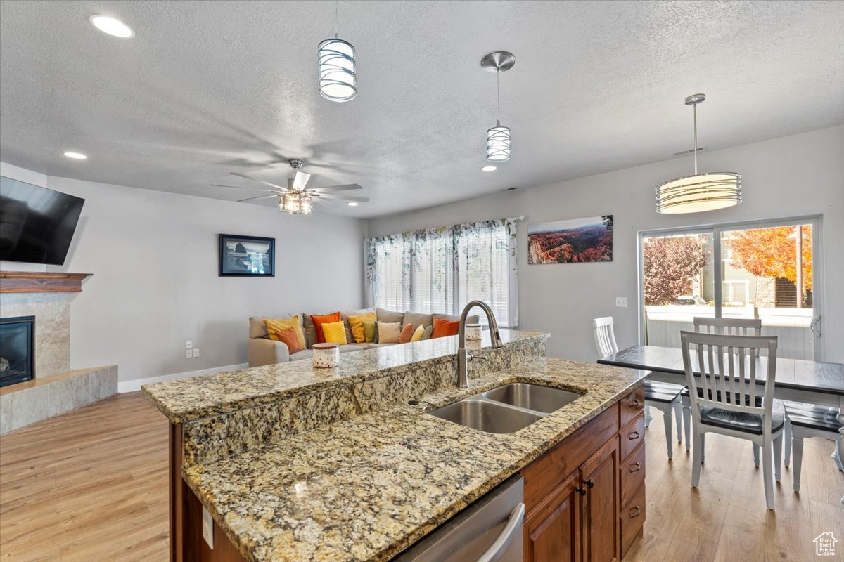 THE COVE - Residential