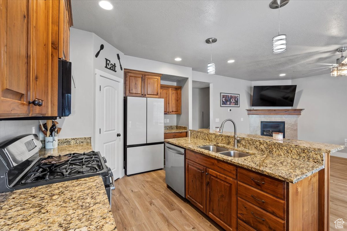 THE COVE - Residential