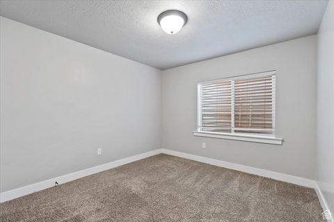 Tiny photo for 1323 N SILVERCREST DR, Saratoga Springs, UT 84045 (MLS # 2118760)