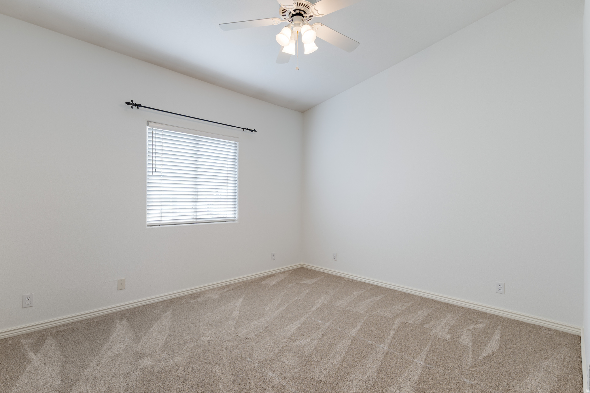 RIVER COVE TH 1 - Residential