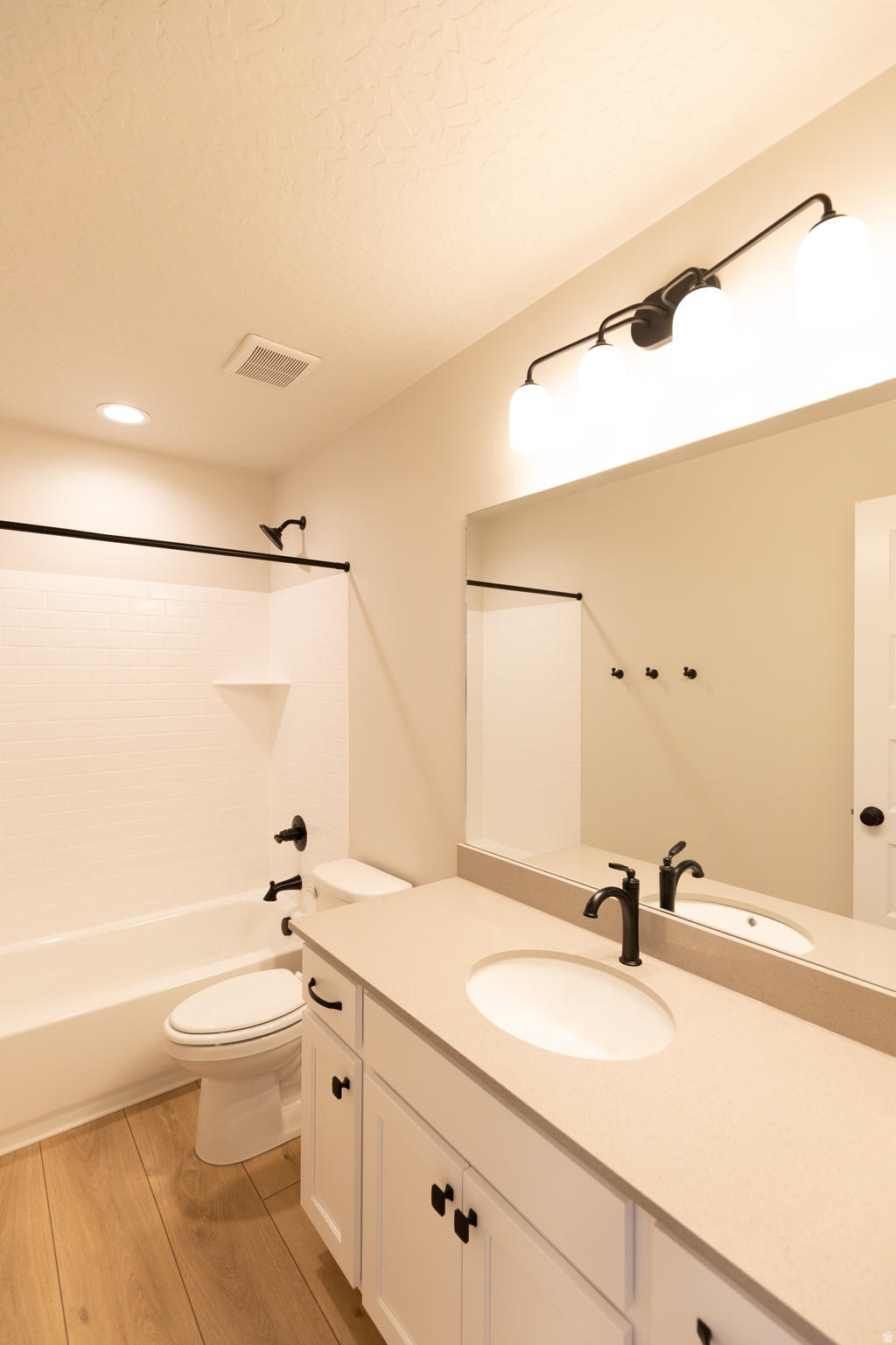 HIDDEN HOLLOW - Residential