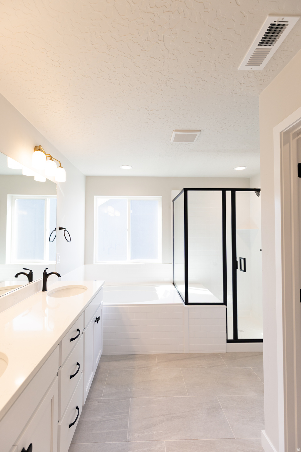 HIDDEN HOLLOW - Residential