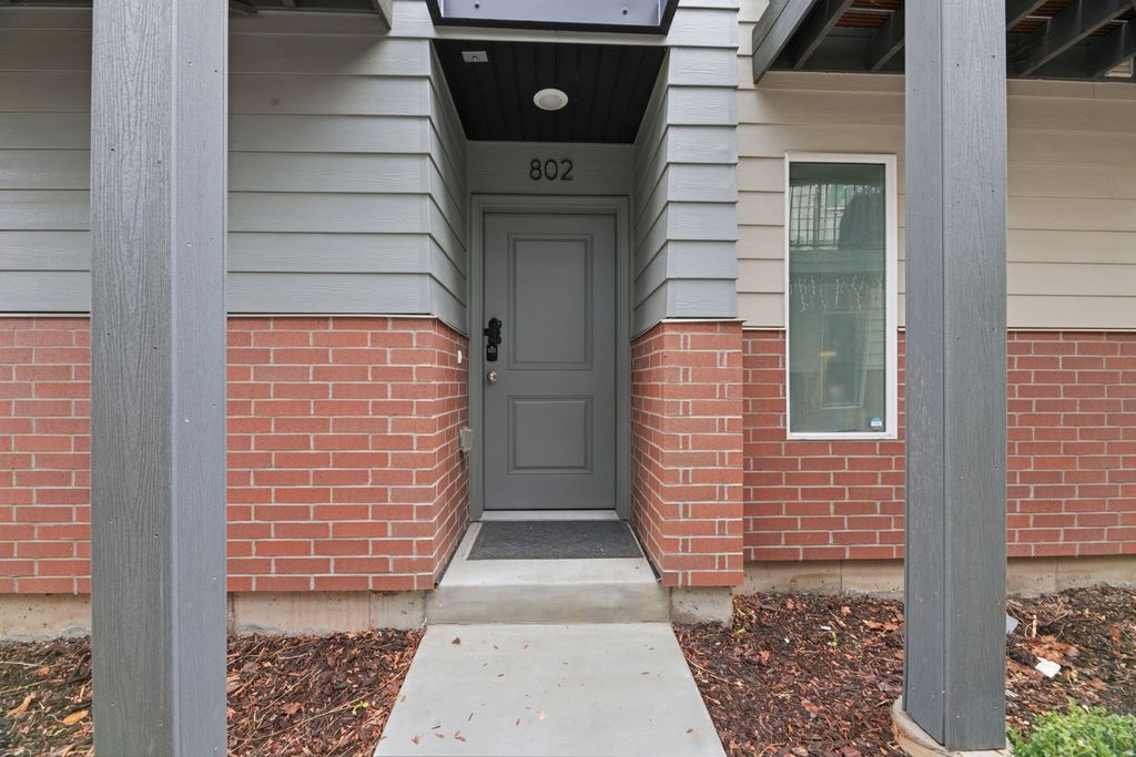 Photo of 1146 S REDWOOD DR #H802, Salt Lake City, UT 84104 (MLS # 2140912)