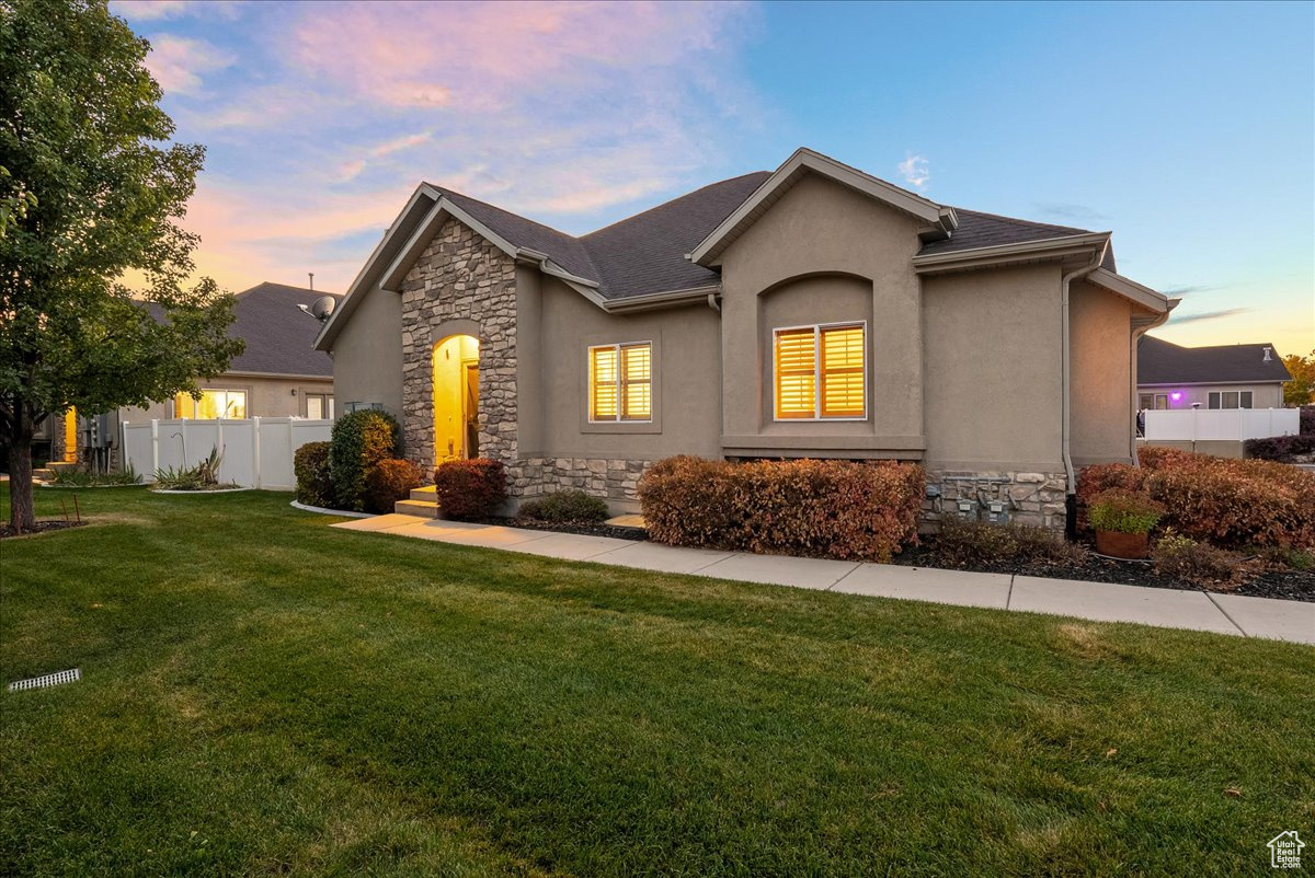 10807 S Wynview Ln, South Jordan, Utah image 2