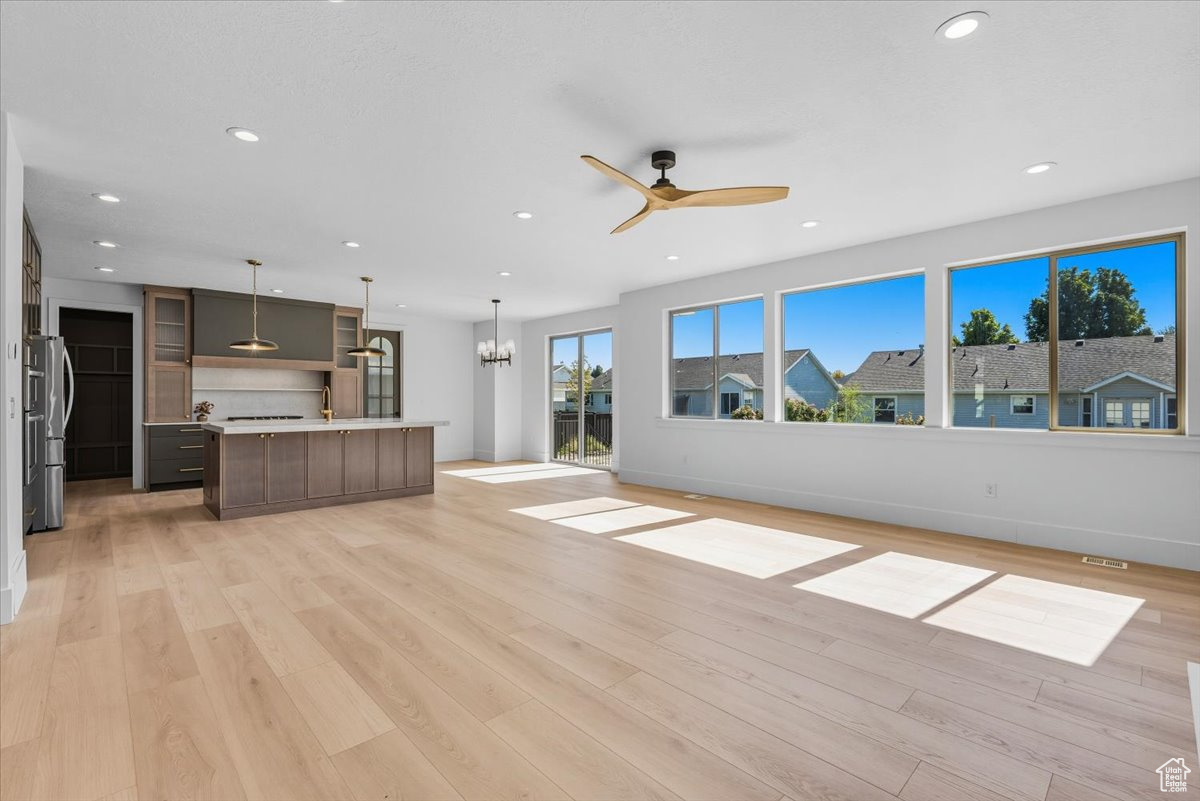 HUNTING FARMS - Residential
