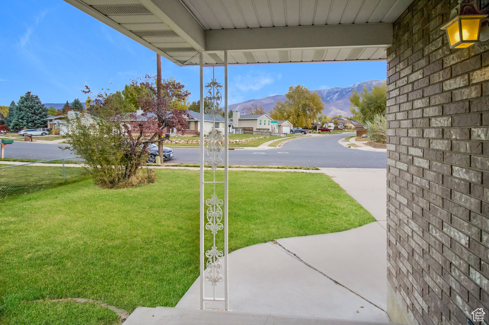 1341 N Ash Dr, Layton, Utah image 2