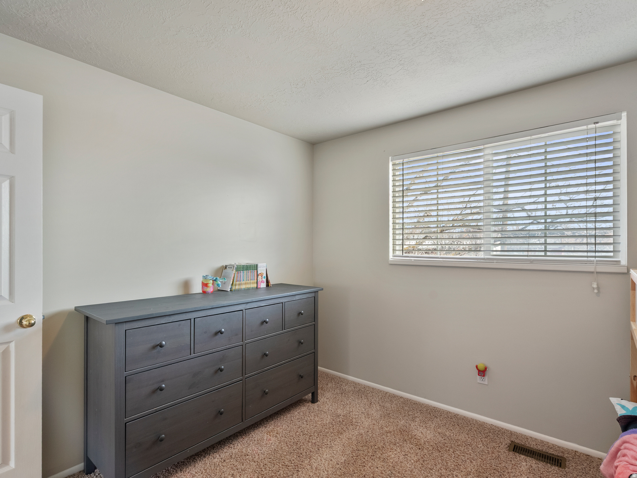 MARILYN ACRES - Residential