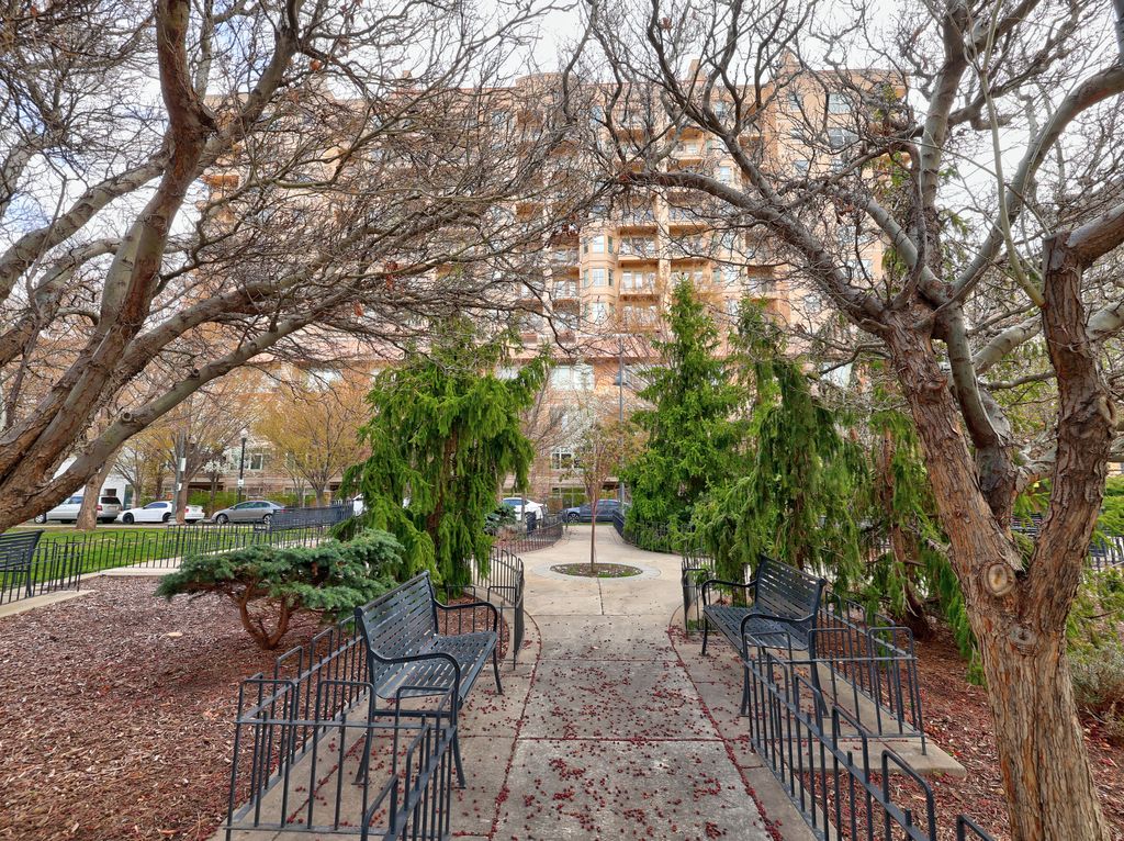 Photo of 5 S 500 W #616, Salt Lake City, UT 84101 (MLS # 2160482)