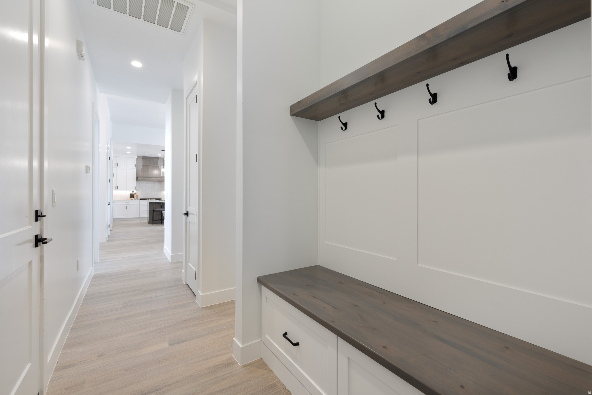 SCENIC POINT - Residential