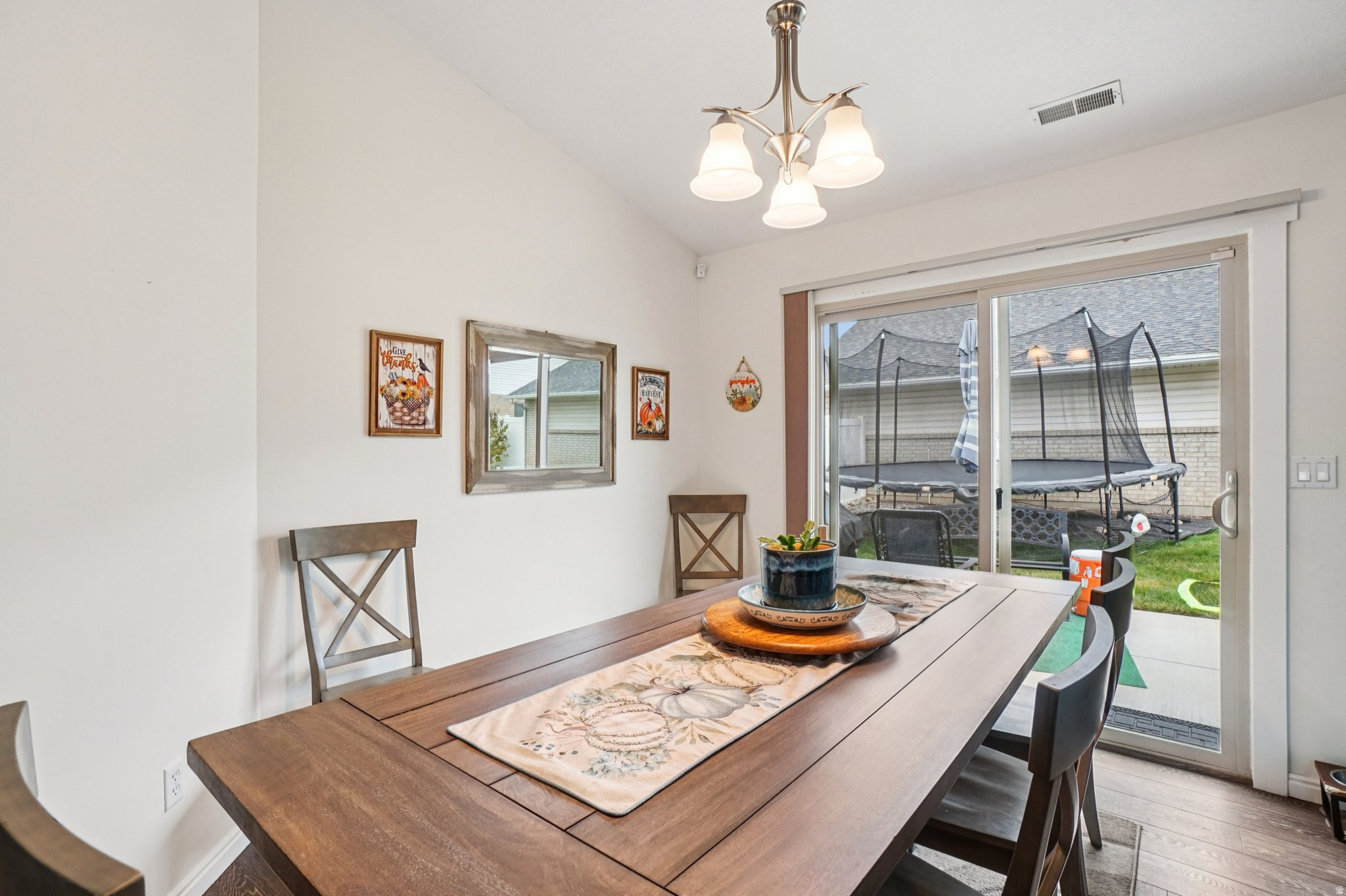 SHADY GROVE - Residential