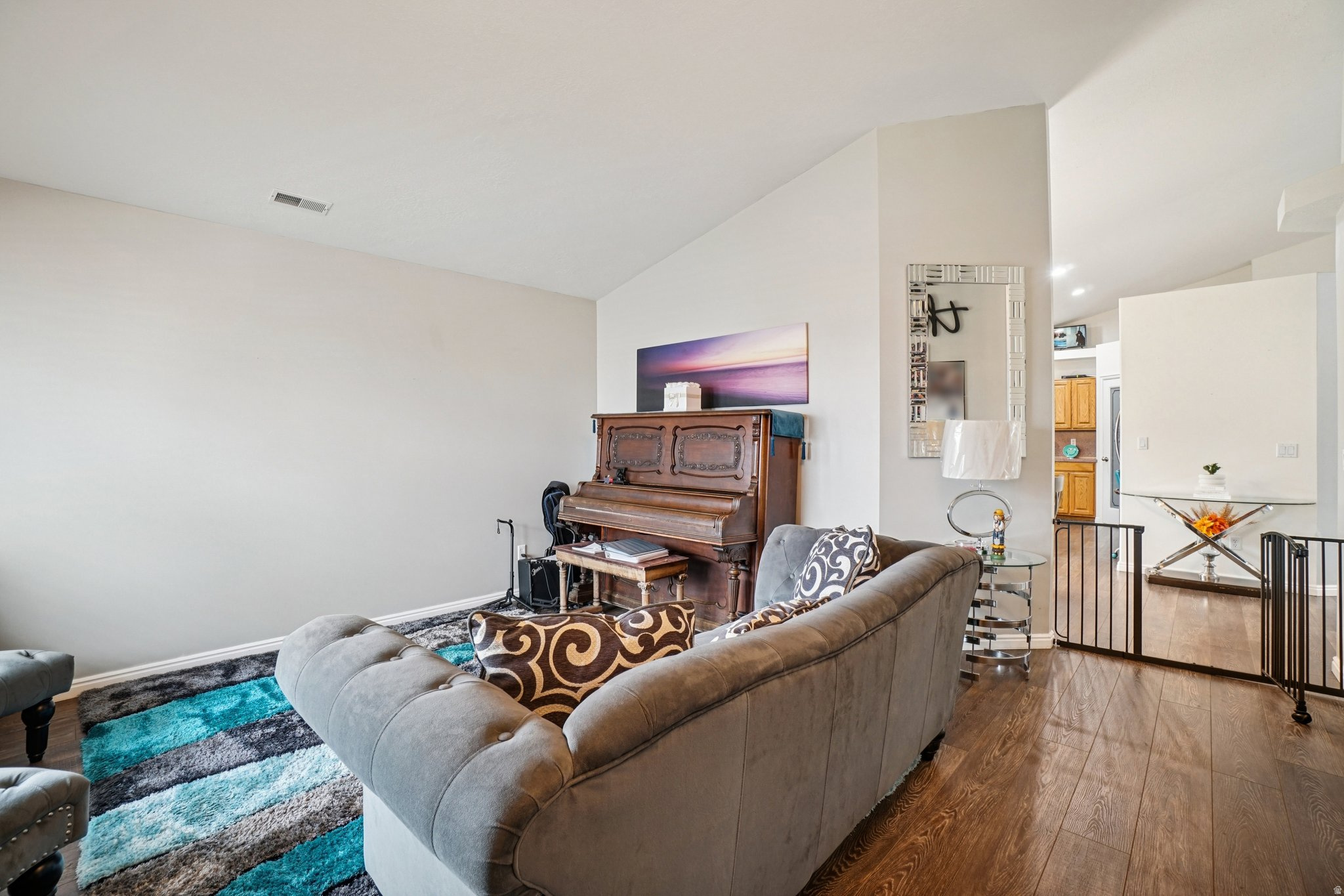 SHADY GROVE - Residential