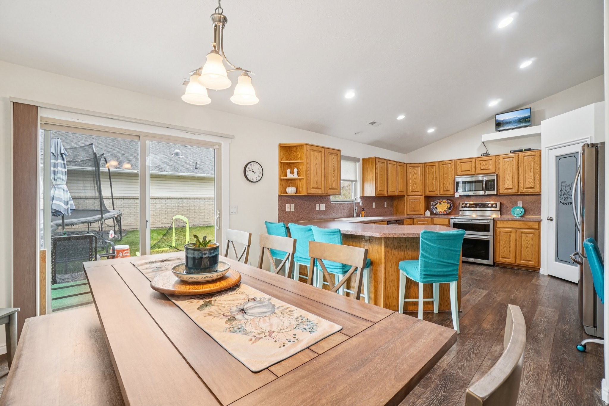 SHADY GROVE - Residential