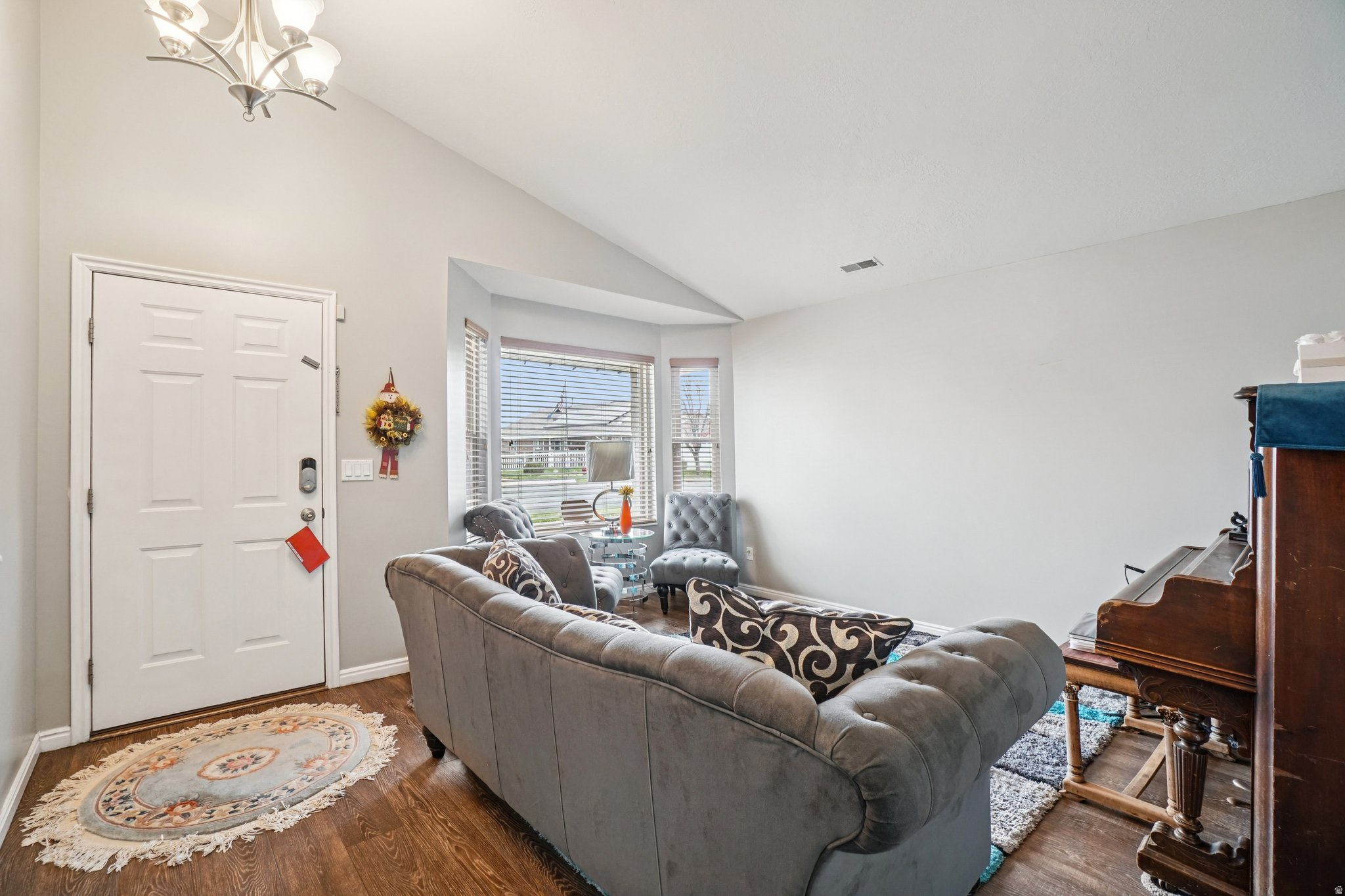 SHADY GROVE - Residential