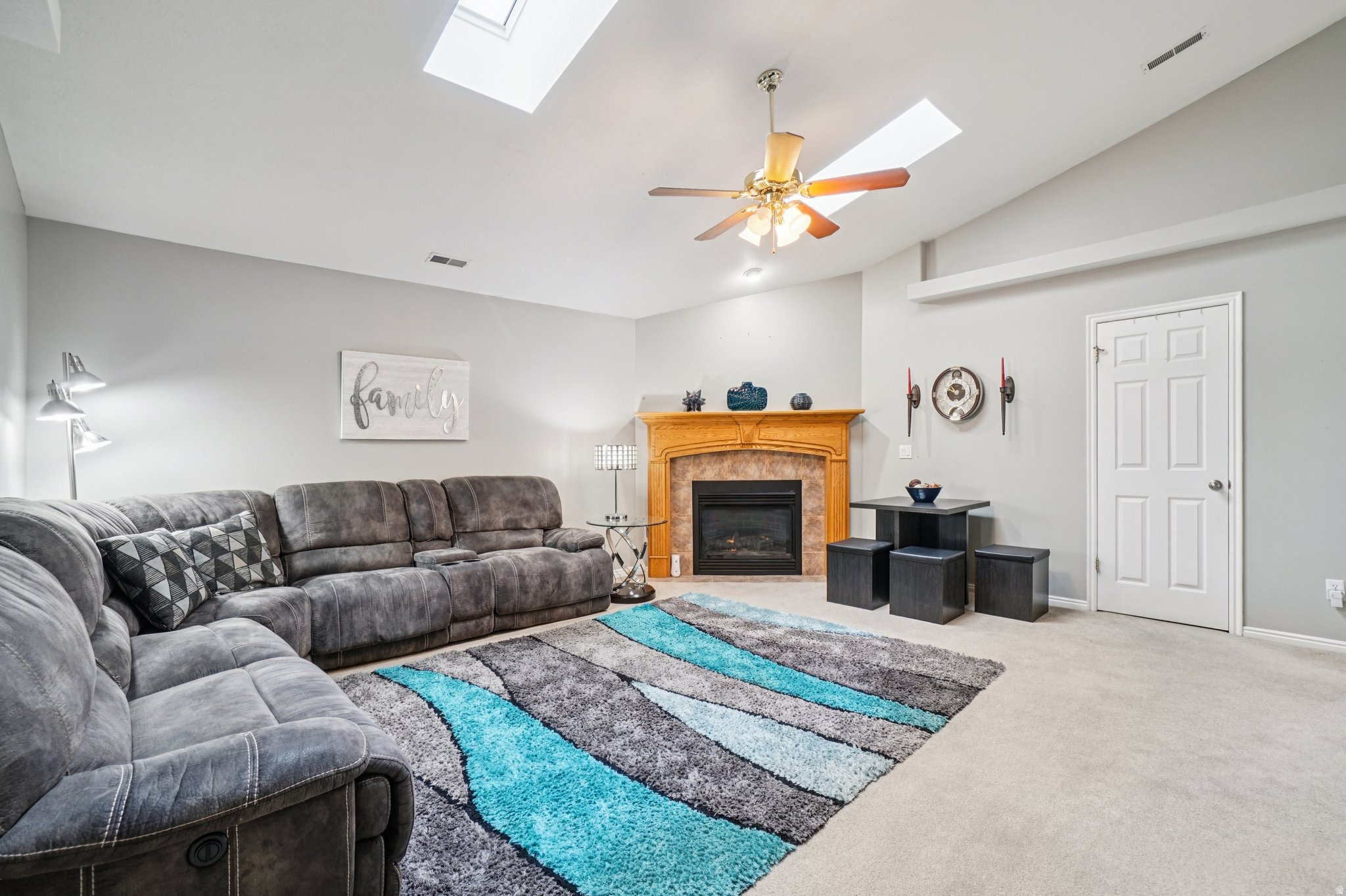 SHADY GROVE - Residential