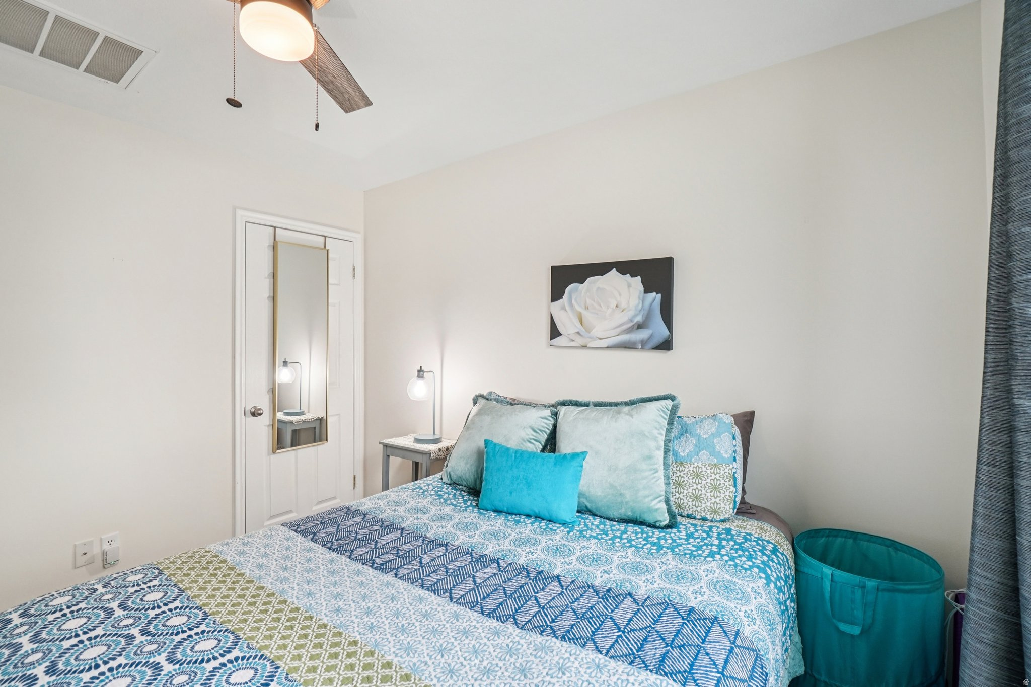 SHADY GROVE - Residential