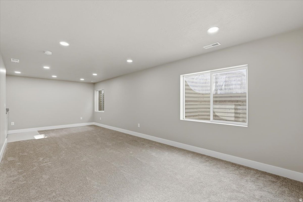 VILLAGE - Residential