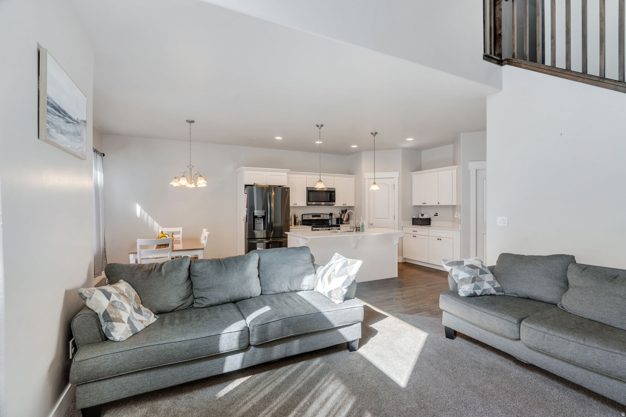 SKY RIDGE - Residential