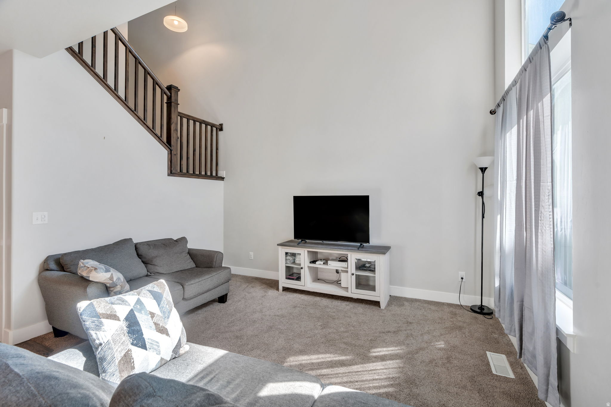 SKY RIDGE - Residential