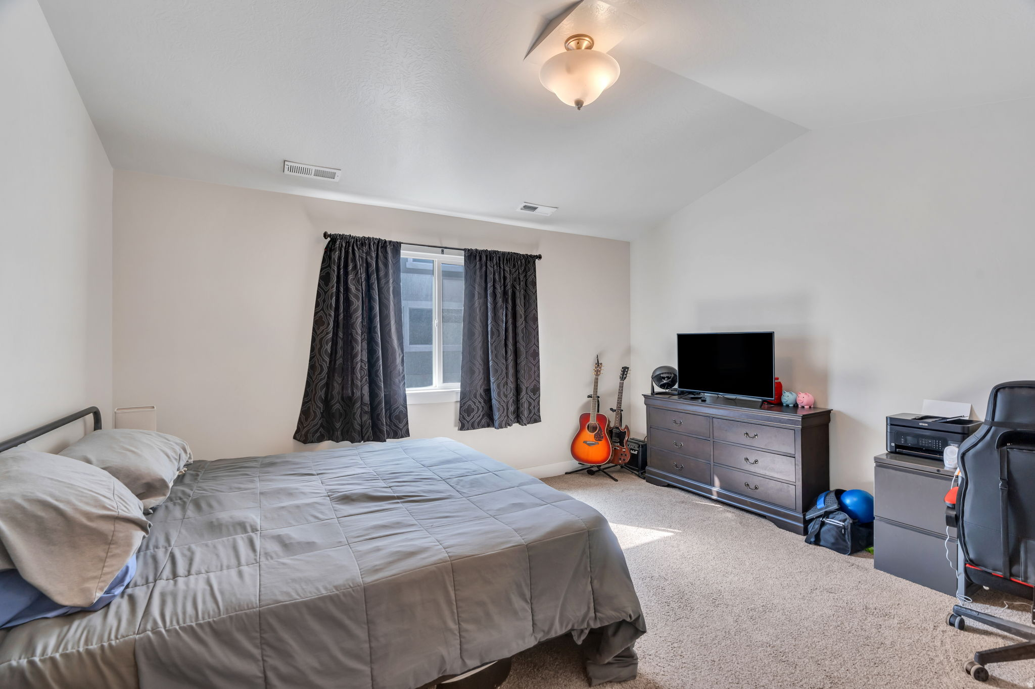 SKY RIDGE - Residential