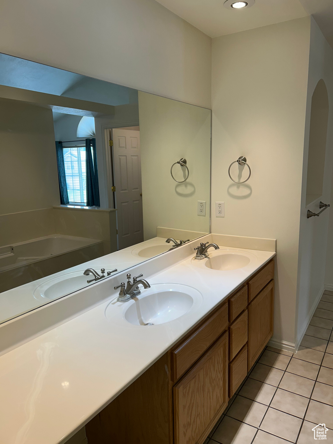 CLOVERDALE - Residential
