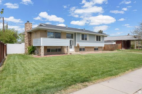 Tiny photo for 599 E MILLCREEK WAY, South Salt Lake, UT 84106 (MLS # 2152657)