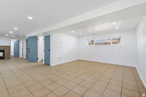 Tiny photo for 599 E MILLCREEK WAY, South Salt Lake, UT 84106 (MLS # 2152657)