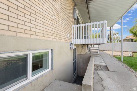 Tiny photo for 599 E MILLCREEK WAY, South Salt Lake, UT 84106 (MLS # 2152657)