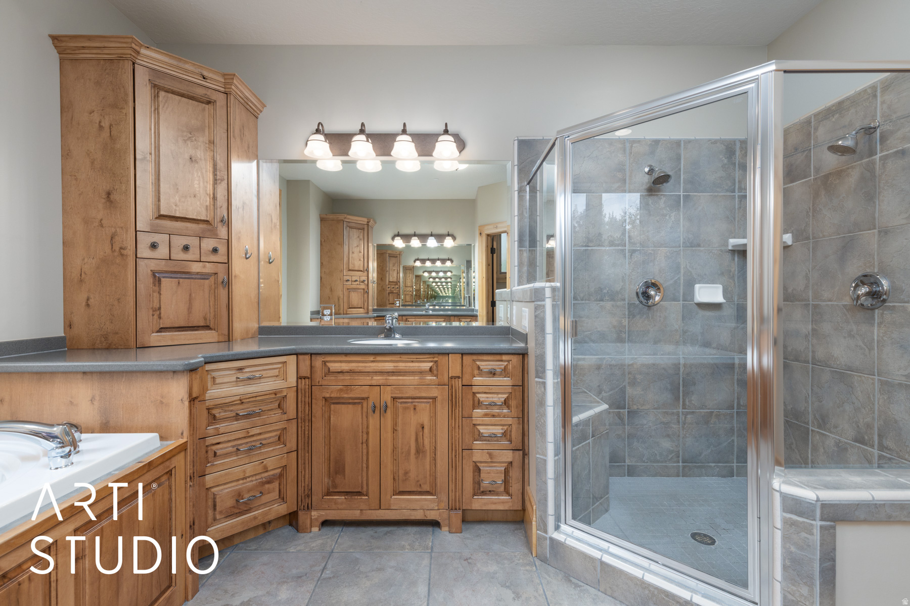 EAGLE RIDGE - Residential