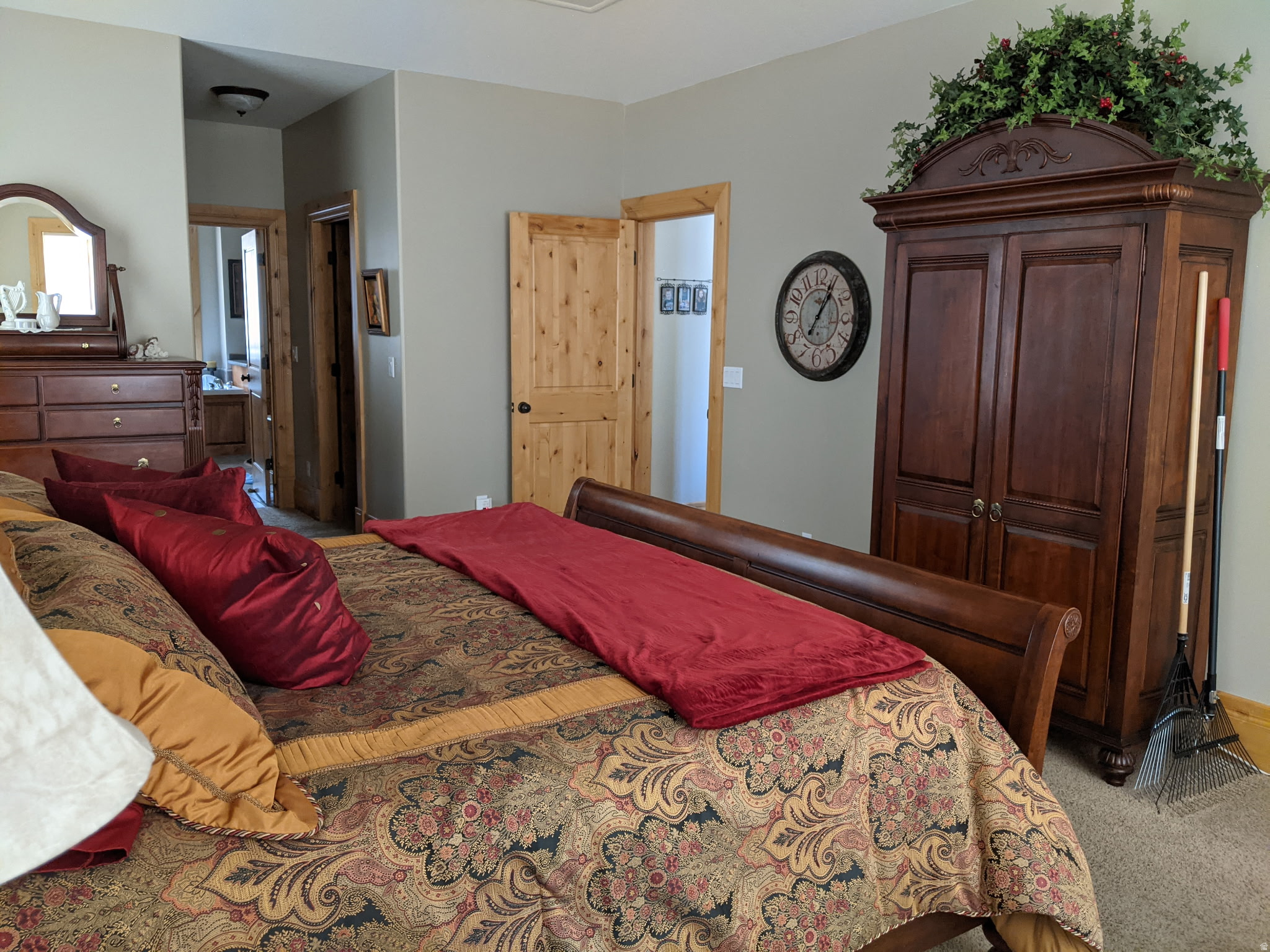 EAGLE RIDGE - Residential