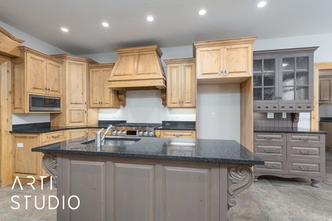 Tiny photo for 3700 N FOOTHILL LN, Eden, UT 84310 (MLS # 2128771)