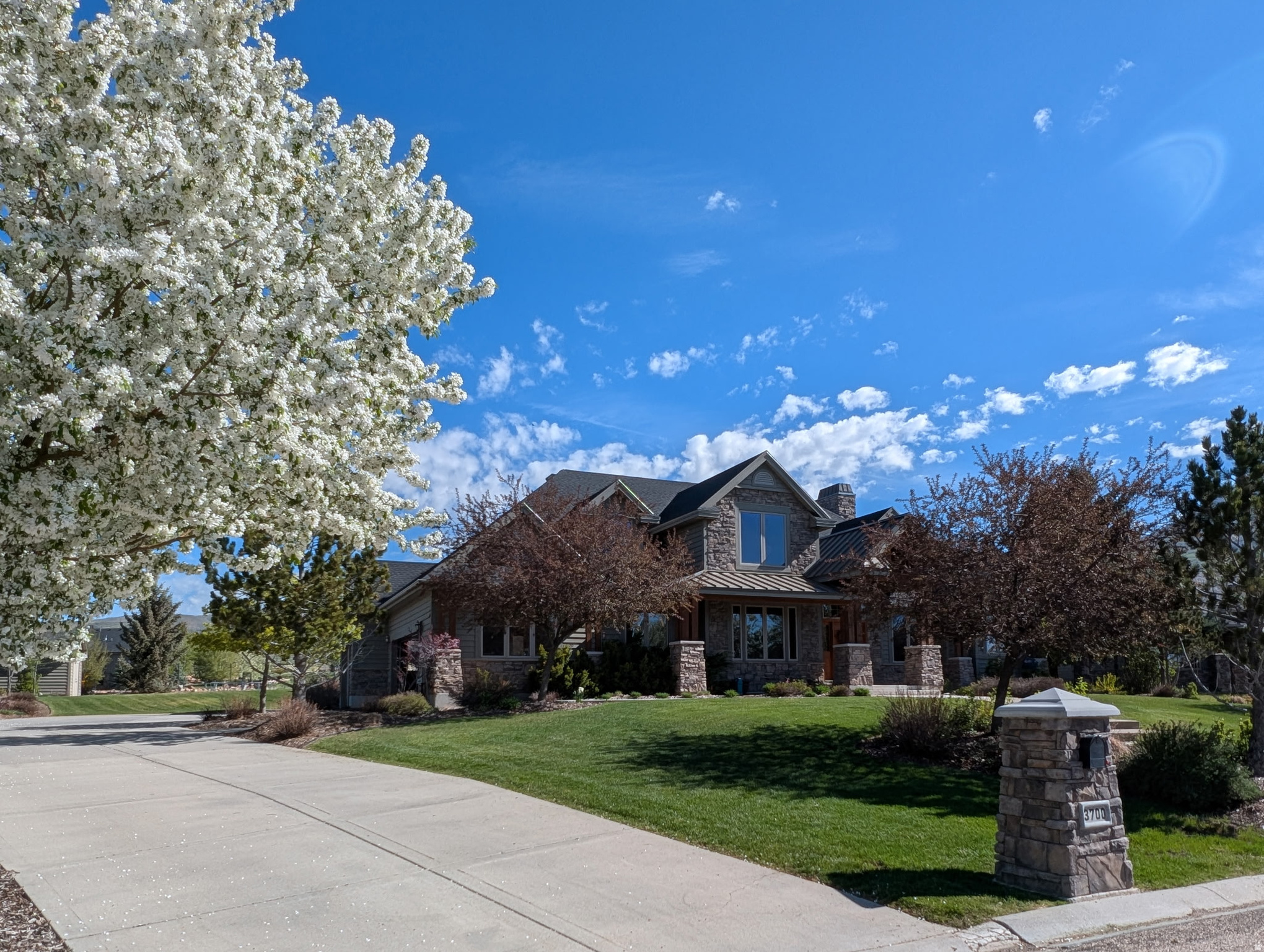 EAGLE RIDGE - Residential