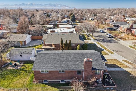 Tiny photo for 870 E ZENITH AVE S, Salt Lake City, UT 84106 (MLS # 2133196)
