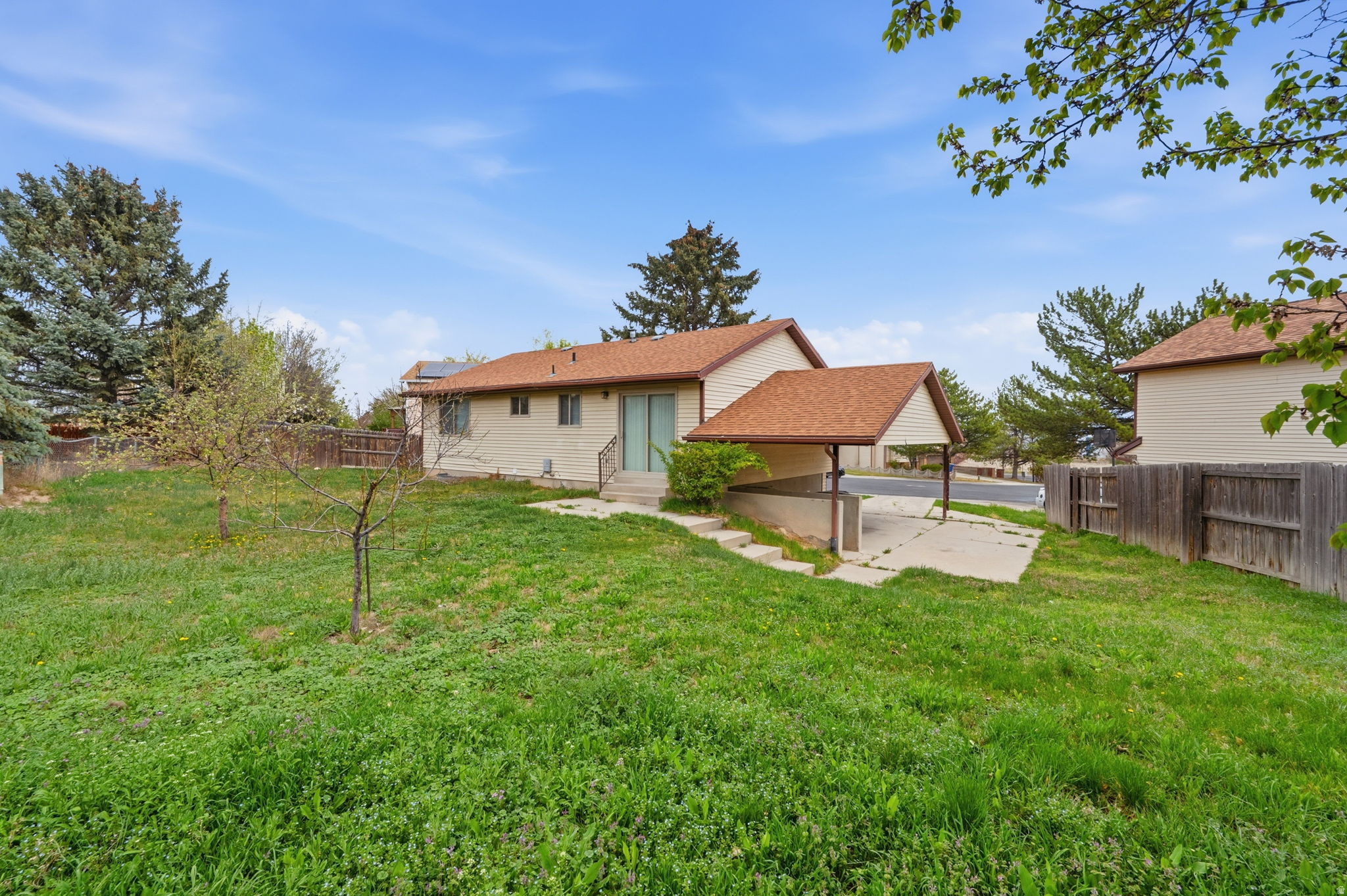 OQUIRRH SHADOWS #15 - Residential