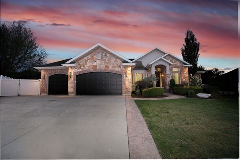 Photo of 1203 W MAKIYA CIR, South Jordan, UT 84095 (MLS # 2156445)