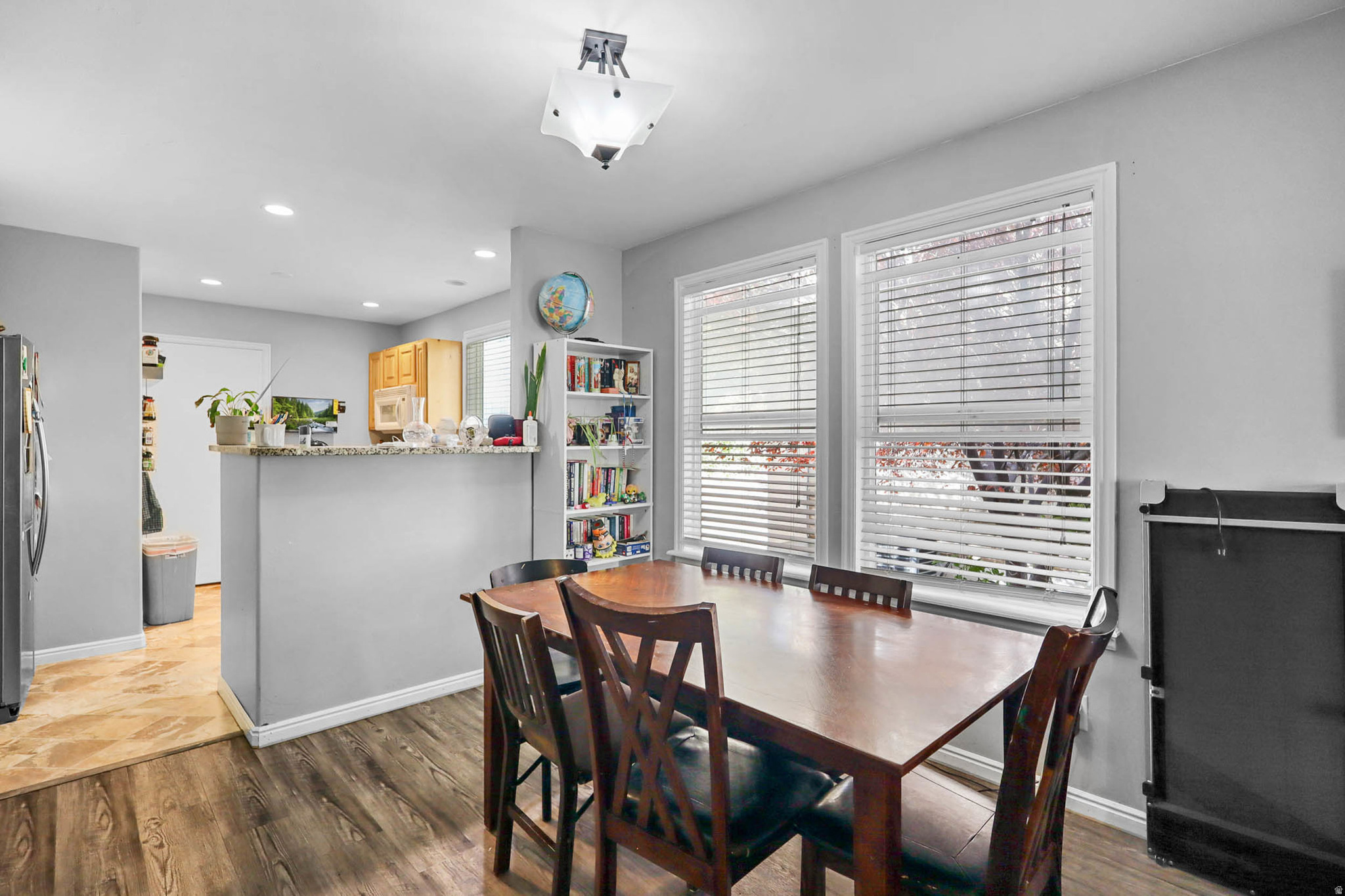 COMISKEY PARK - Residential