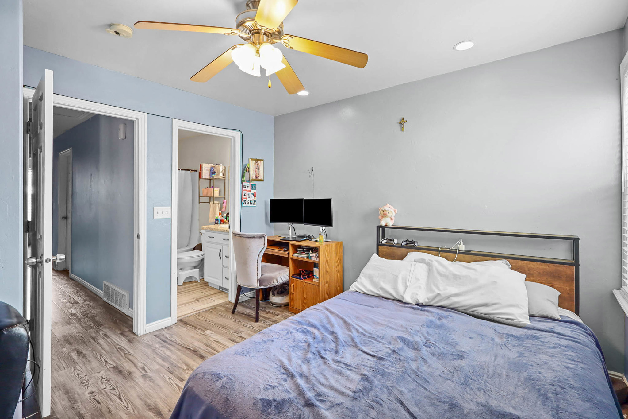 COMISKEY PARK - Residential