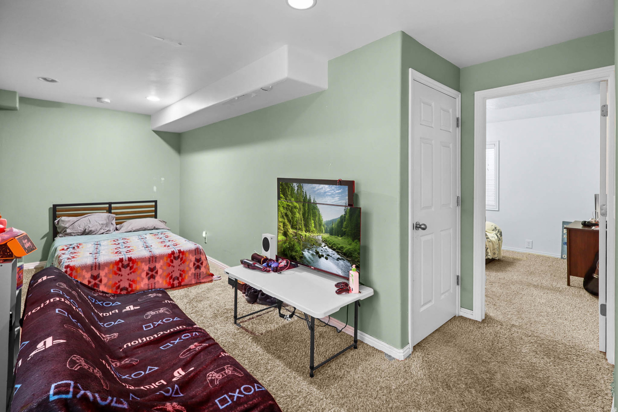 COMISKEY PARK - Residential